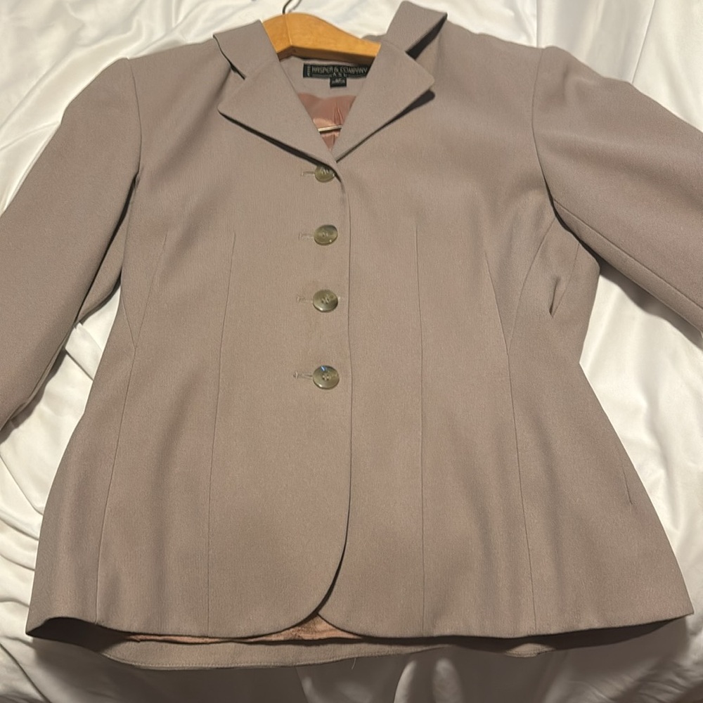 Light Taupe Suit With Matching Buttons - image 3